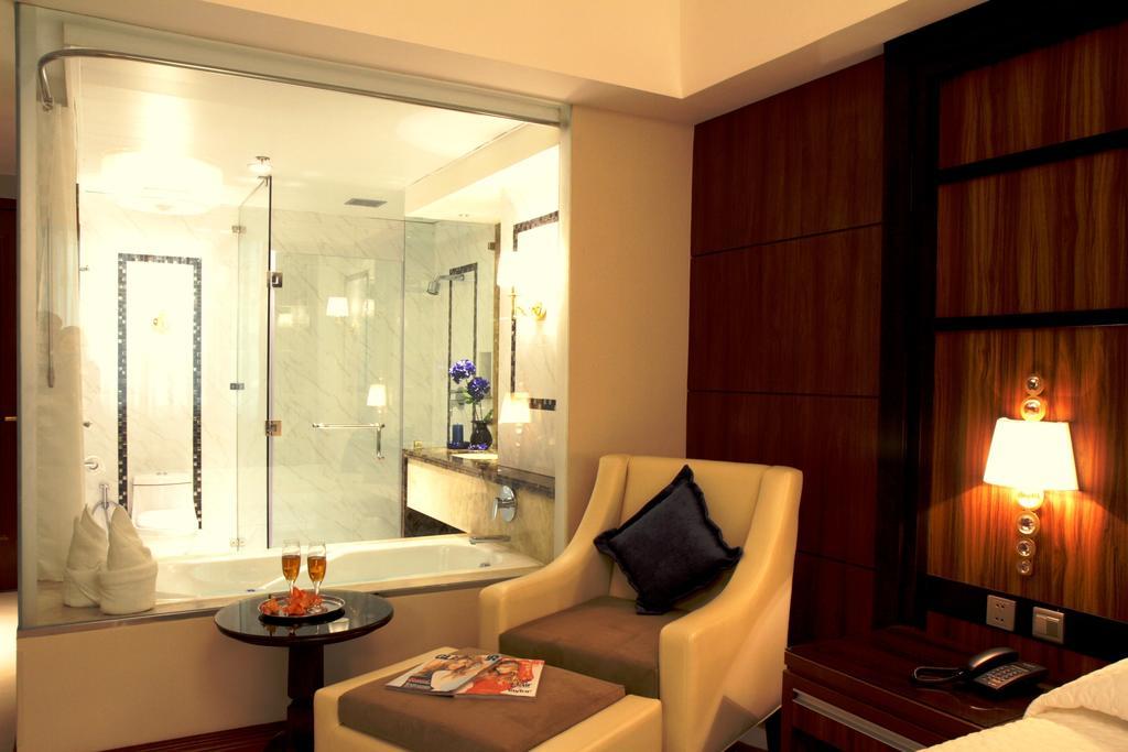 Central Park Tower Resort Angeles Zimmer foto